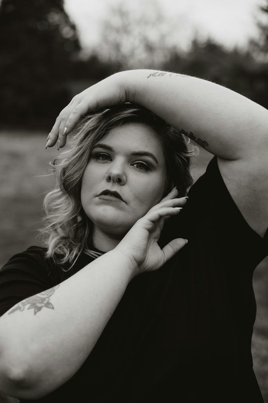 Mastering Layering Techniques for Plus Size Transitional Outfits