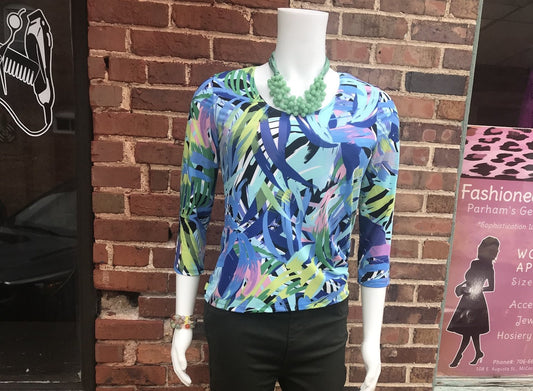 Abstract print 3/4 sleeve top, size Large