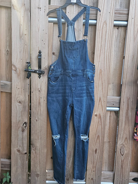 Denim distressed bib overalls, size 1X