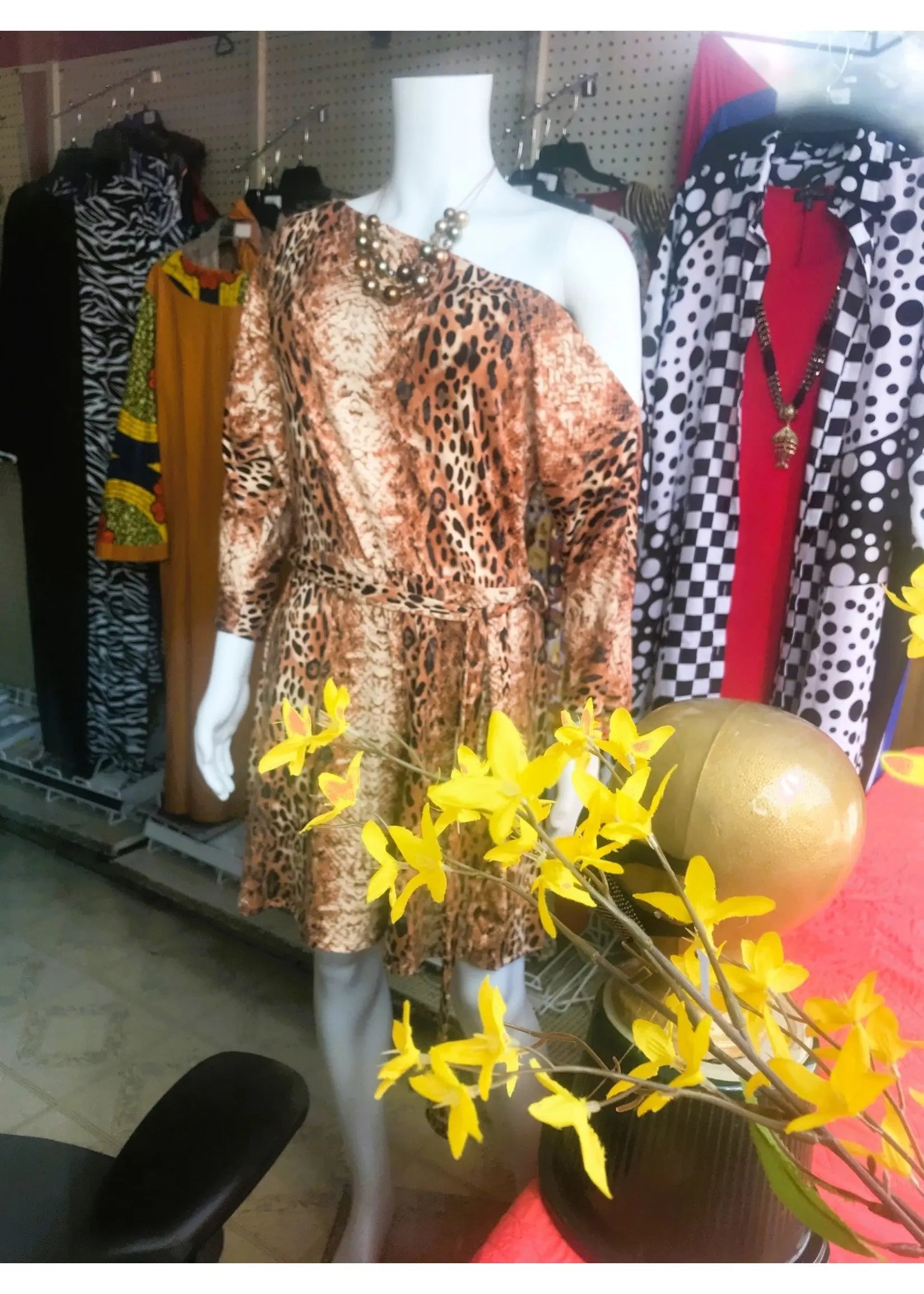 Size 2xl/18w Plus Size Trendy Romper , Classic Animal Print Pattern, Knee Length, Elbow-length Sleeves Fashioned For U